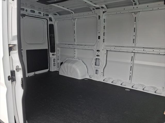 2026 Ram ProMaster Cargo Van Tradesman Low Roof 136" WB w/Pass Seat