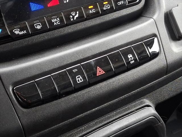 2026 Ram ProMaster Cargo Van Tradesman Low Roof 136" WB w/Pass Seat