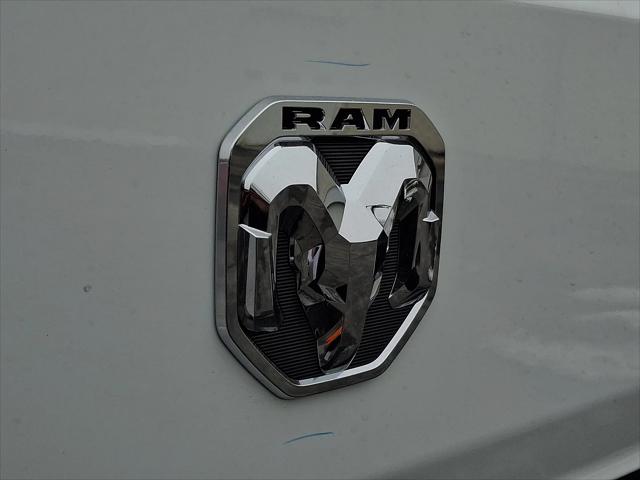 2026 Ram ProMaster Cargo Van Tradesman Low Roof 136" WB w/Pass Seat