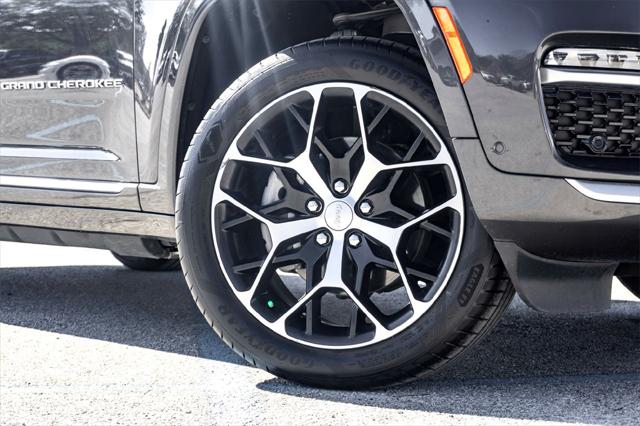 2022 Jeep Grand Cherokee 4xe Summit Reserve 4x4