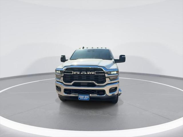 2026 RAM Ram 3500 RAM 3500 TRADESMAN CREW CAB 4X4 8 BOX