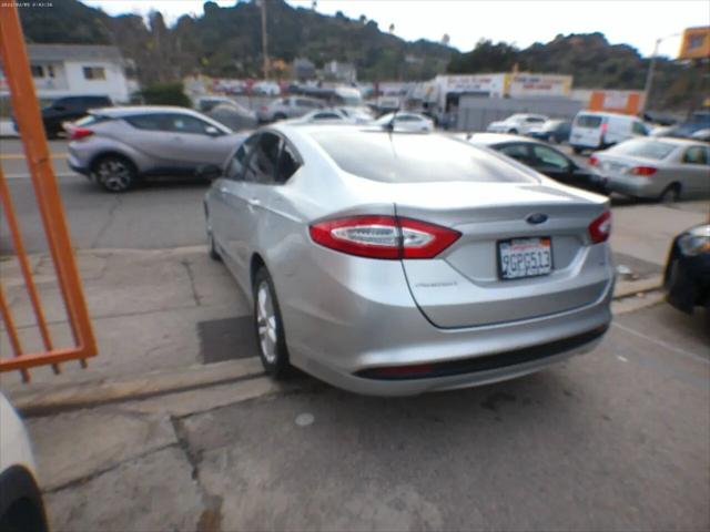 2016 Ford Fusion SE