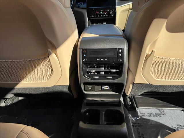 2022 Jeep Grand Cherokee L Limited 4x2