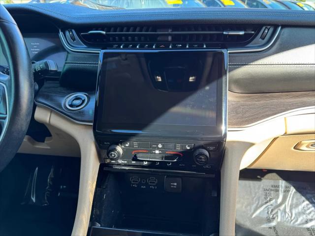 2022 Jeep Grand Cherokee L Limited 4x2
