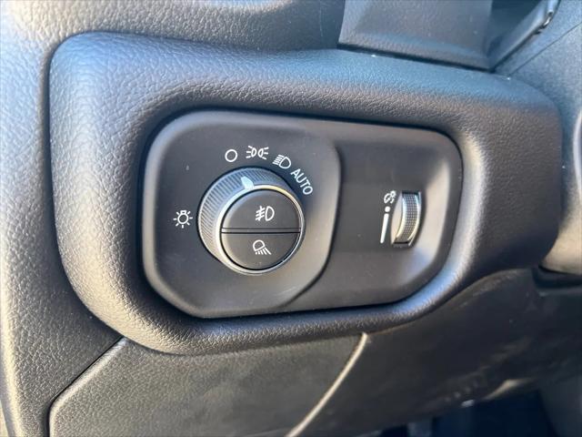 2026 Ram 3500 Big Horn Crew Cab 4x4 8' Box