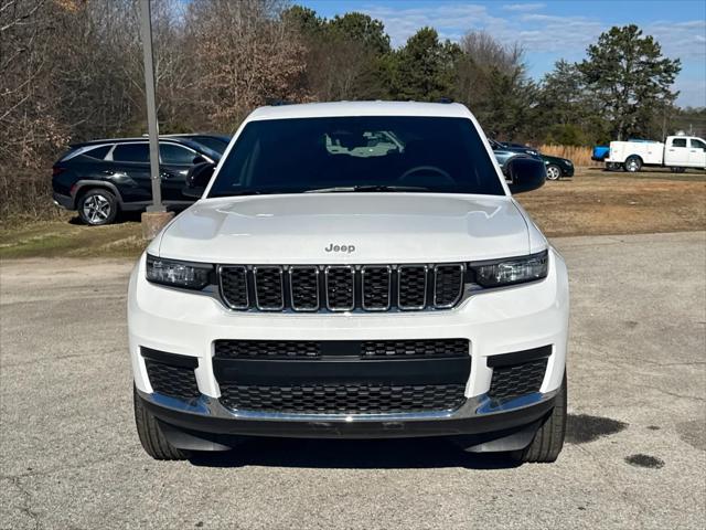 2025 Jeep Grand Cherokee L Laredo 4x2