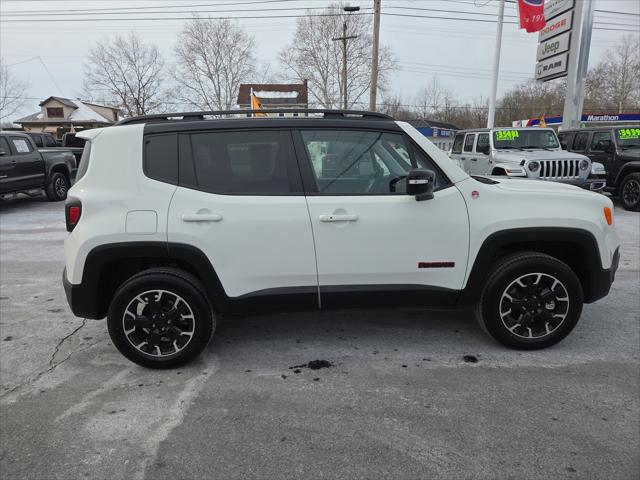 2023 Jeep Renegade Trailhawk 4x4 2023 Jeep Renegade Trailhawk 4x4