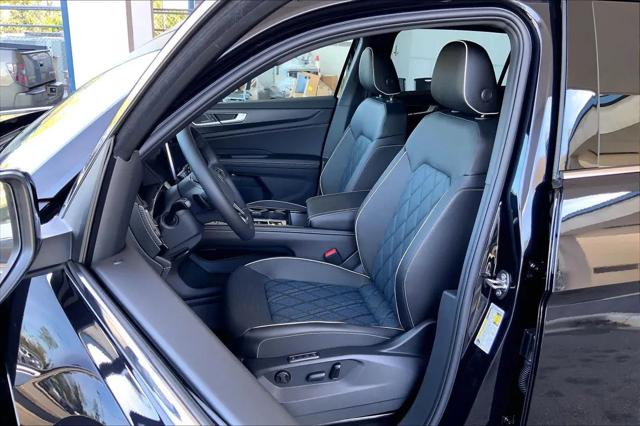 2026 Volkswagen Atlas Cross Sport SEL Premium R-Line