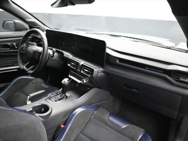 2025 Ford Mustang Dark Horse Fastback