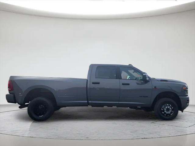 2026 Ram 3500 Big Horn Crew Cab 4x4 8' Box