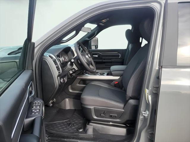 2026 Ram 3500 Big Horn Crew Cab 4x4 8' Box