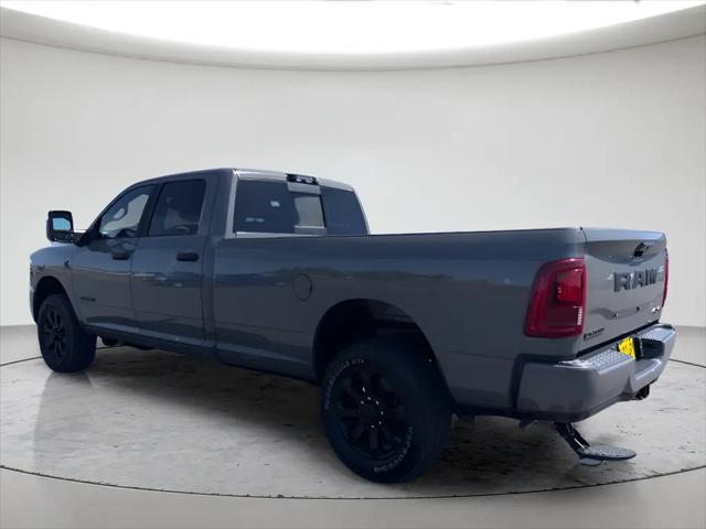 2026 Ram 2500 Big Horn Crew Cab 4x4 8' Box