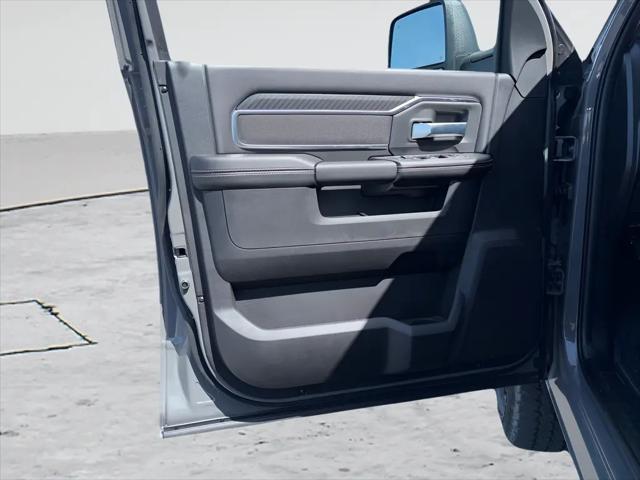 2026 Ram 2500 Big Horn Crew Cab 4x4 8' Box