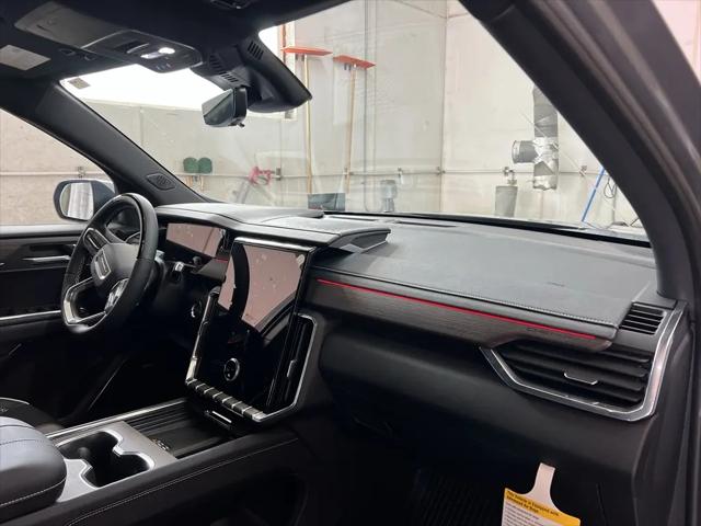 2026 GMC Acadia Denali FWD