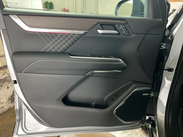 2026 GMC Acadia Denali FWD