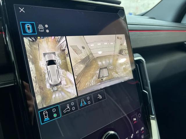2026 GMC Acadia Denali FWD