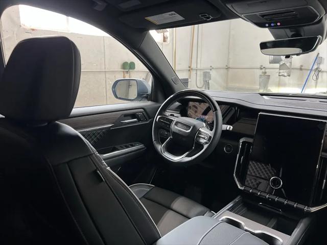 2026 GMC Acadia Denali FWD