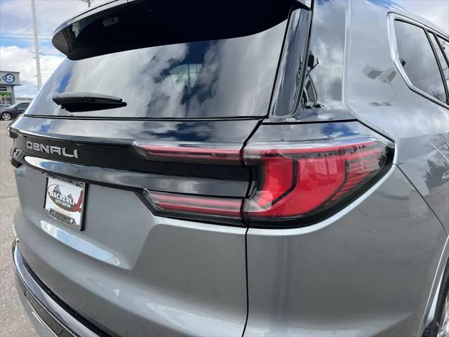 2026 GMC Acadia Denali FWD