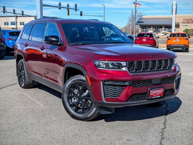 2026 Jeep Grand Cherokee GRAND CHEROKEE L LAREDO ALTITUDE 4X4