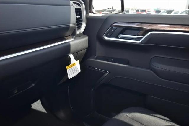 2026 Chevrolet Silverado 1500 4WD Crew Cab Standard Bed LT