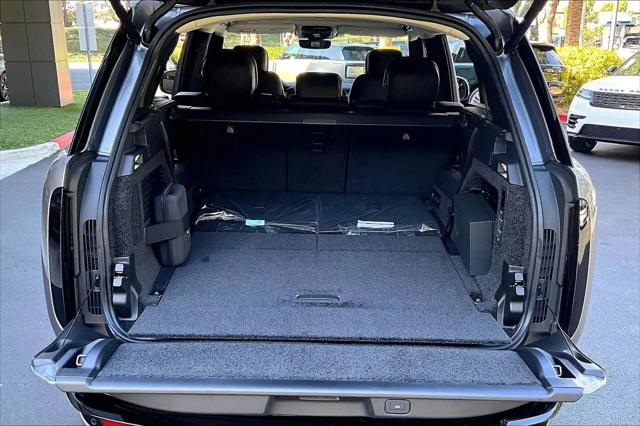 2026 Land Rover Range Rover P530 SE 7 Seat