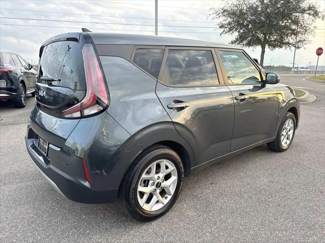 2024 Kia Soul LX