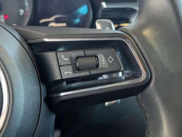 2023 Porsche Macan T
