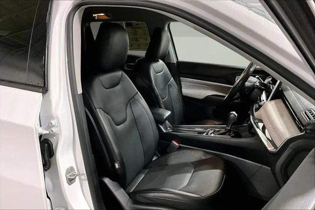 2022 Jeep Compass Latitude Lux 4x4