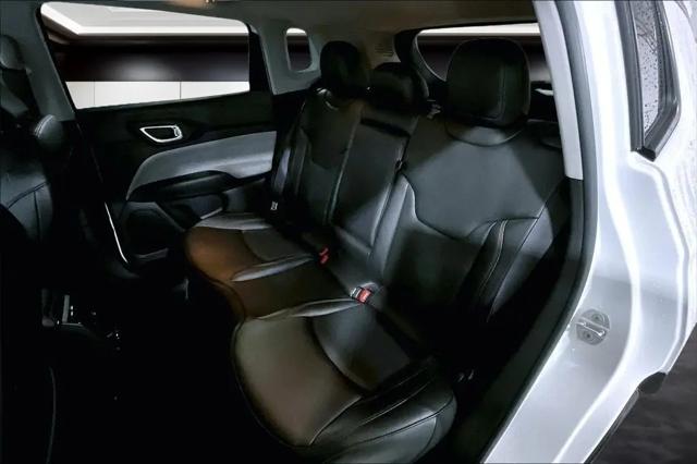 2022 Jeep Compass Latitude Lux 4x4