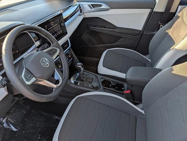2026 Volkswagen Taos SE