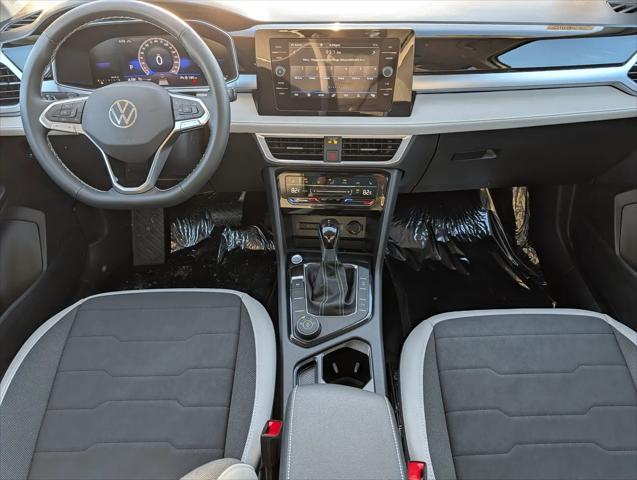2026 Volkswagen Taos SE