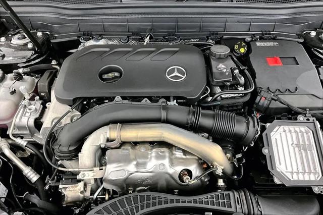 2026 Mercedes-Benz GLB 4MATIC