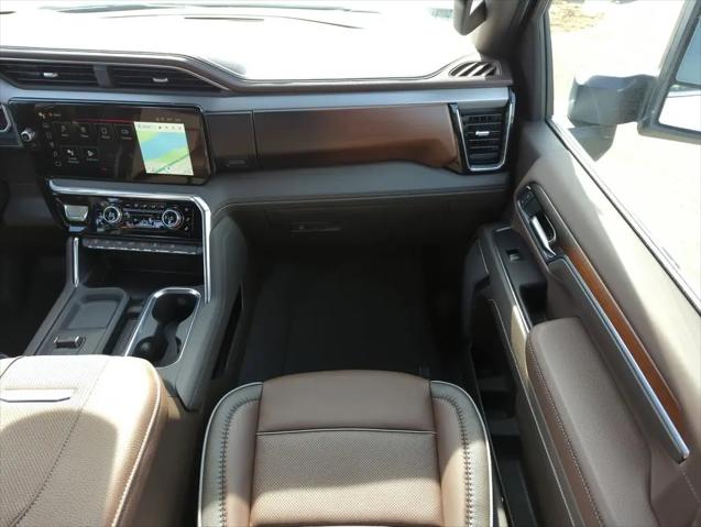 2026 GMC Sierra 2500HD Crew Cab, Standard Bed, Denali, 4WD