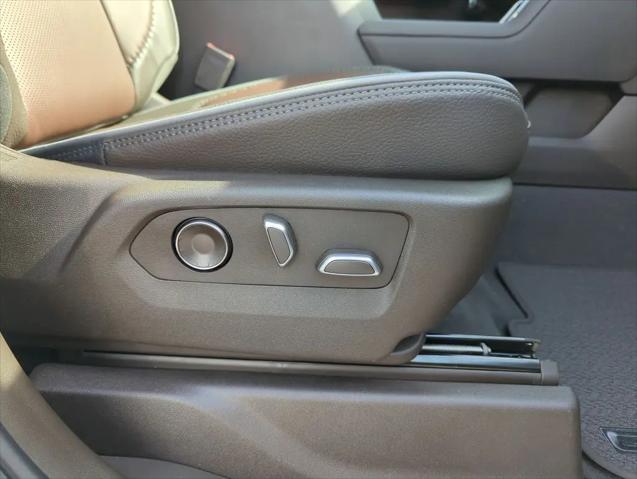 2026 GMC Sierra 2500HD Crew Cab, Standard Bed, Denali, 4WD