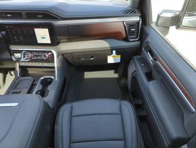 2026 GMC Sierra 2500HD Crew Cab, Standard Bed, Denali, 4WD