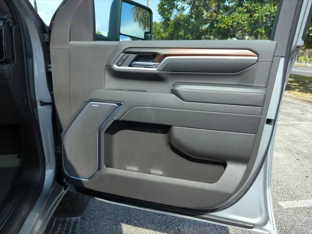 2026 GMC Sierra 2500HD Crew Cab, Standard Bed, Denali, 4WD