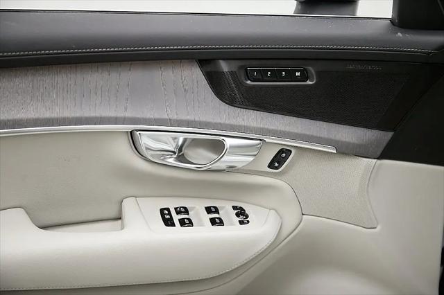 2026 Volvo XC90 Plug-In Hybrid Ultra, T8 AWD, Electric/Gasoline, Bright, 7 Seats