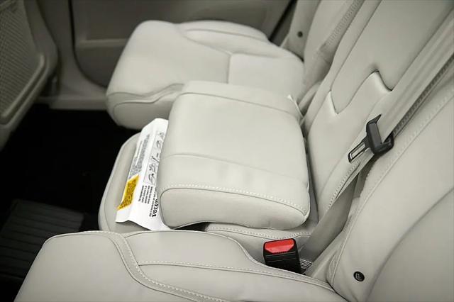 2026 Volvo XC90 Plug-In Hybrid Ultra, T8 AWD, Electric/Gasoline, Bright, 7 Seats