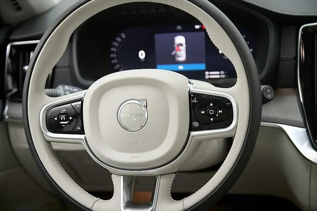 2026 Volvo XC90 Plug-In Hybrid Ultra, T8 AWD, Electric/Gasoline, Bright, 7 Seats