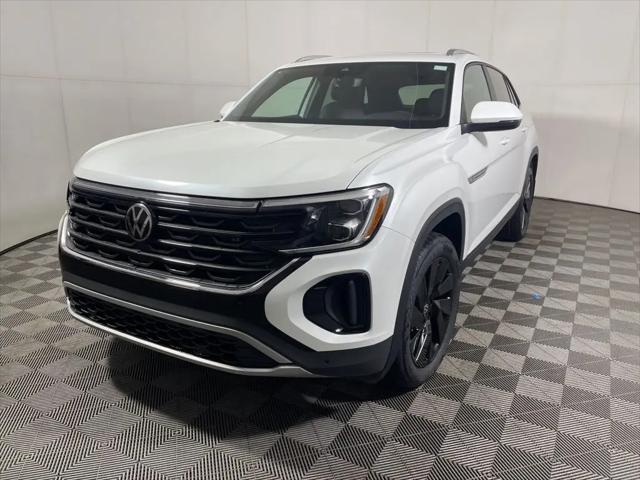 2026 Volkswagen Atlas Cross Sport SE with Technology