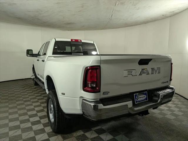 2026 Ram 3500 Tradesman Crew Cab 4x4 8' Box