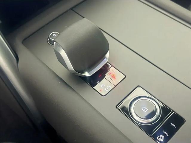 2026 Land Rover Discovery S