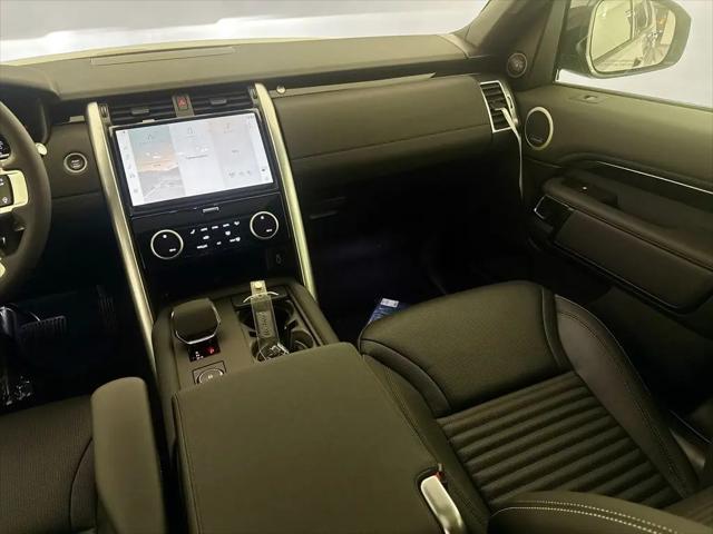 2026 Land Rover Discovery S