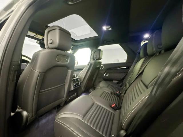 2026 Land Rover Discovery S