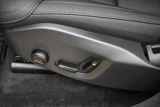 2026 Volvo XC90 Plus, B6 AWD Gas (mild hybrid), Gasoline, Bright, 6 Seats