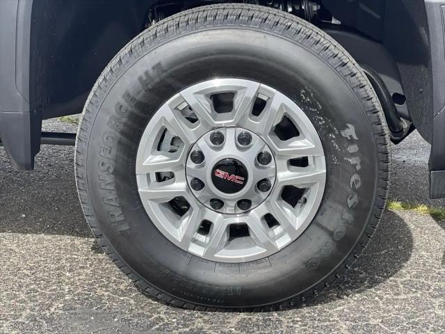2026 GMC Sierra 2500HD Regular Cab, Long Bed, Pro, RWD