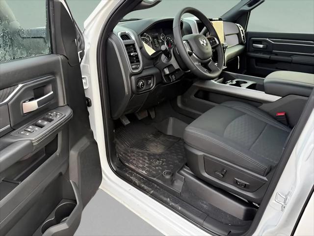 2026 Ram 3500 Big Horn Crew Cab 4x4 8' Box