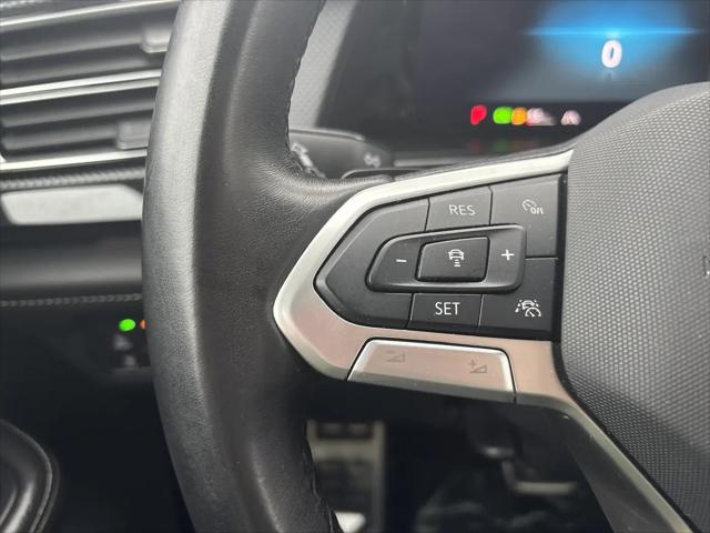 2025 Volkswagen Atlas Cross Sport 2.0T SEL R-Line Black