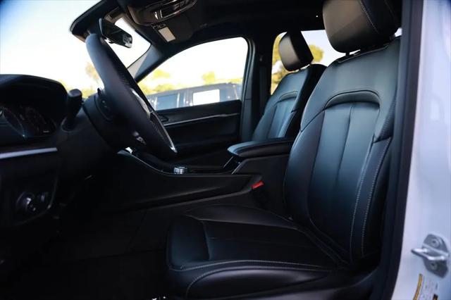 2026 Jeep Grand Cherokee Limited 4x2