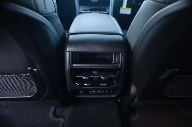 2026 Jeep Grand Cherokee Limited 4x2